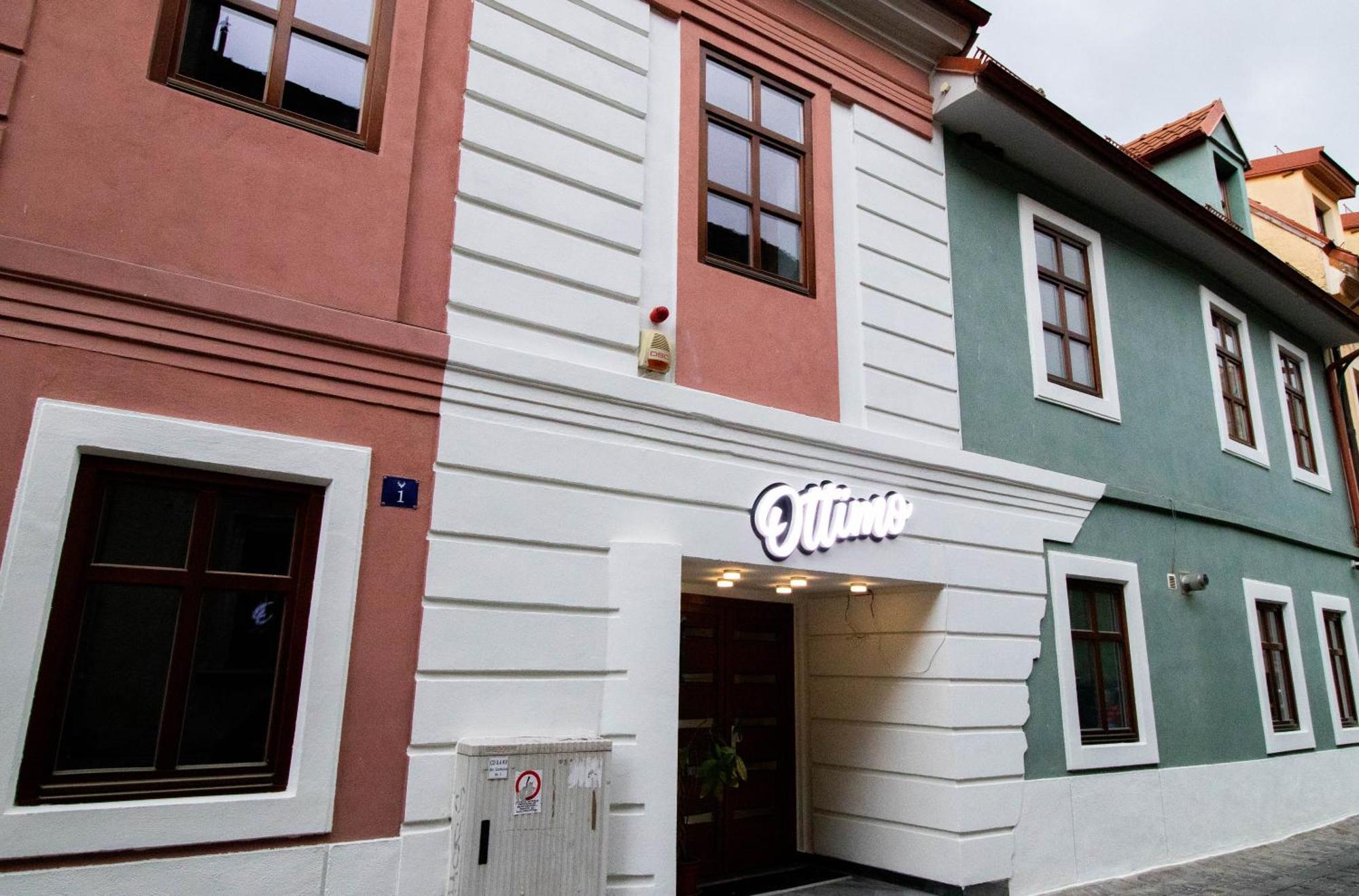 Hotel Ottimo Braşov Exterior foto